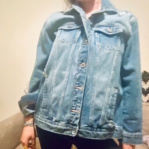 DENIM OVERSIZED JEAN JACKET